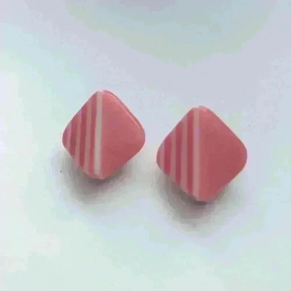 Retro clip on  earrings